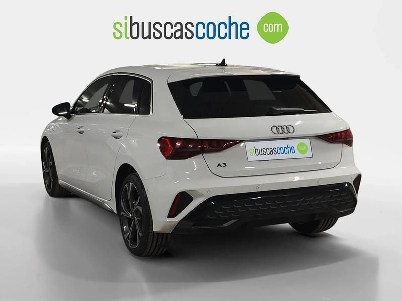 Usado Audi A3 Sportback e-tron S-Line 204 CV (150 kW) 2025 Blanco Utilitario