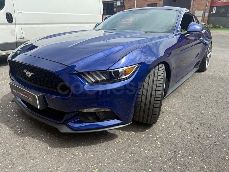 Usado Ford Mustang Fastback 310 CV (228 kW) 2016 Azul Coupe