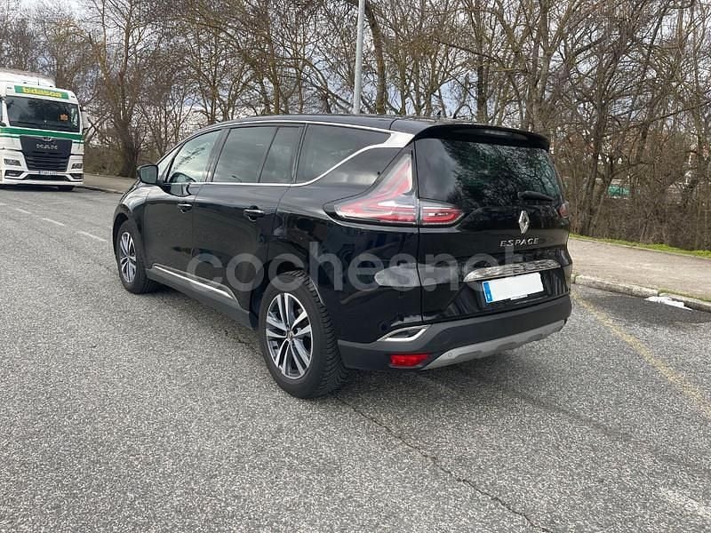 Usado Renault Espace Zen 160 CV (117 kW) 2018 Negro Monovolumen
