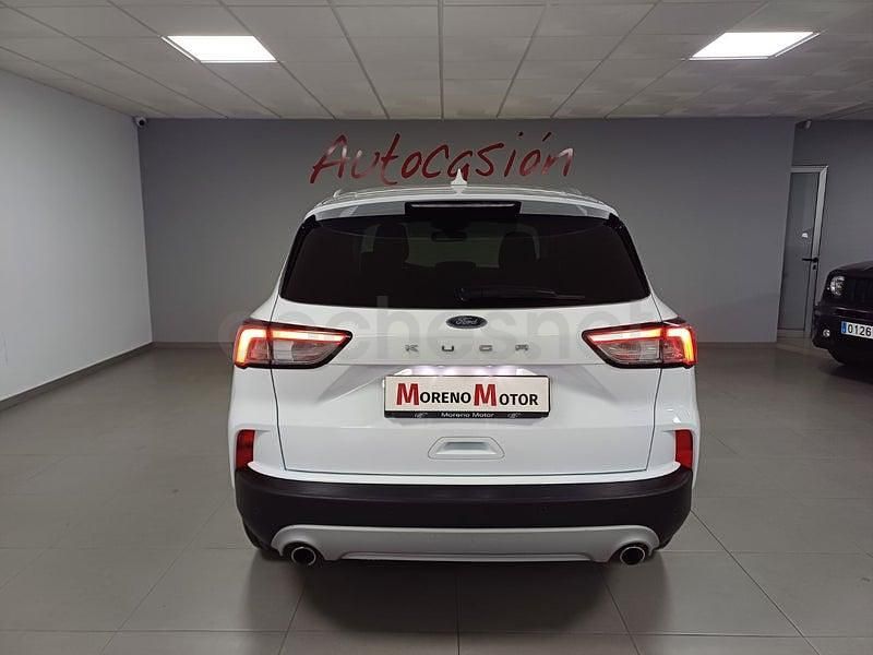 Usado Ford Kuga Titanium 120 CV (88 kW) 2021 Blanco SUV