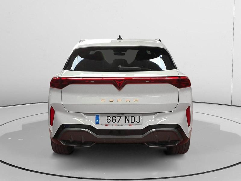 Käytetty Cupra Terramar 150 HP (110 kW) 2025 Musta Katumaasturi