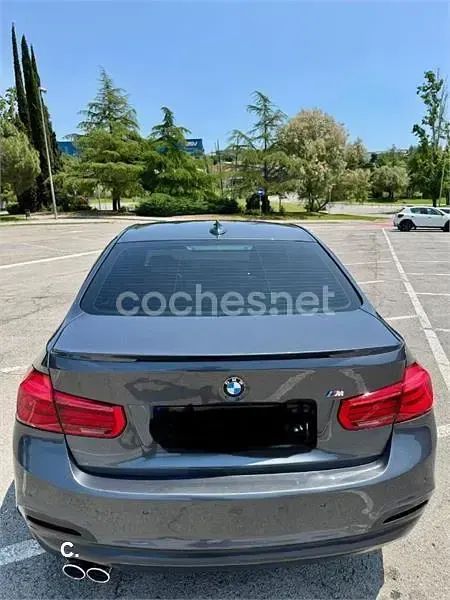 Usado BMW 318 136 CV (100 kW) 2017 Gris / plata Berlina