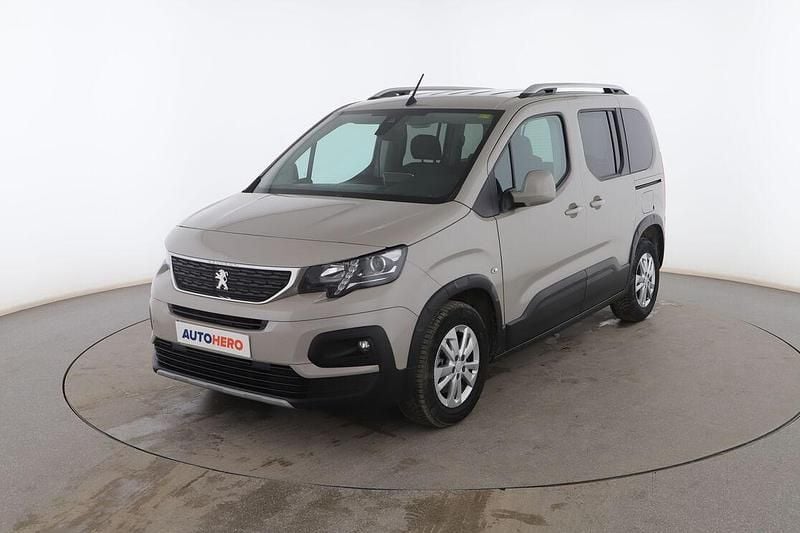 Usado Peugeot Rifter Allure 131 CV (96 kW) 2020 Gris Monovolumen