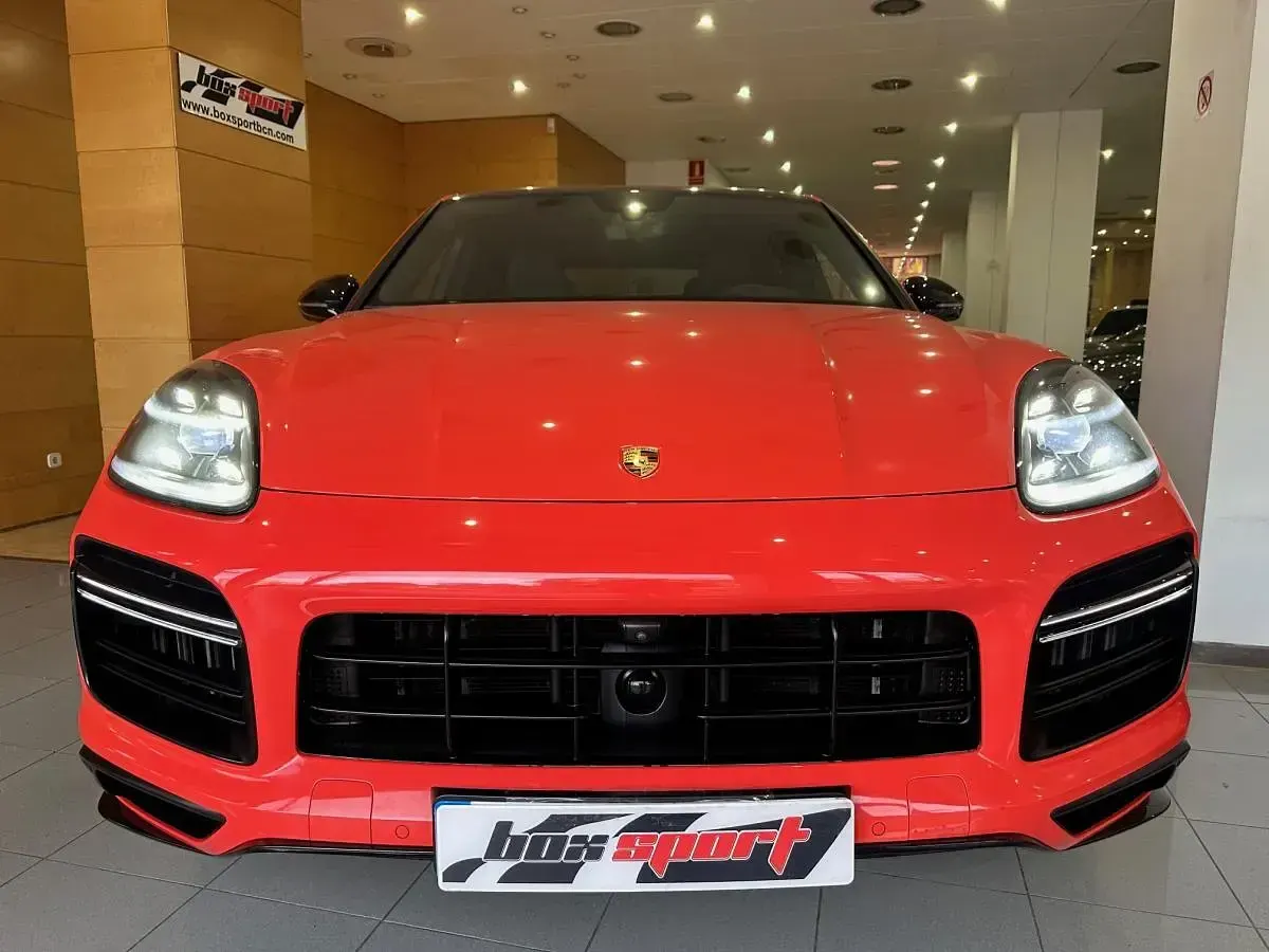 Usado Porsche Cayenne Turbo 550 CV (404 kW) 2019 Negro SUV