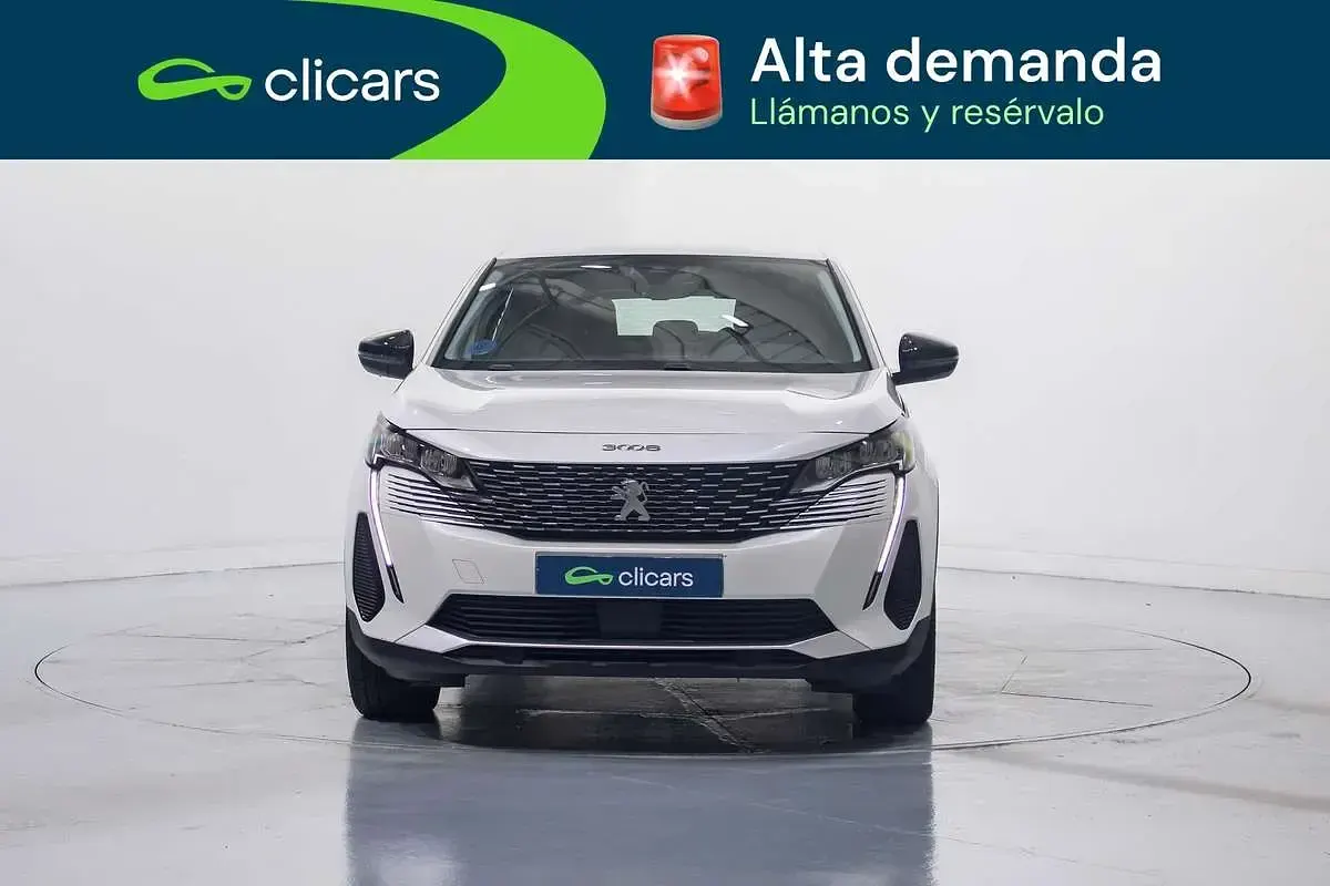 Usado Peugeot 3008 Active 179 CV (131 kW) 2022 Blanco SUV
