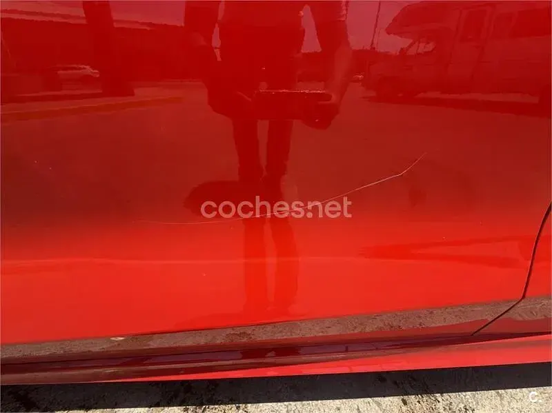 Usado Ford Focus ST-Line X 125 CV (91 kW) 2025 Rojo Berlina