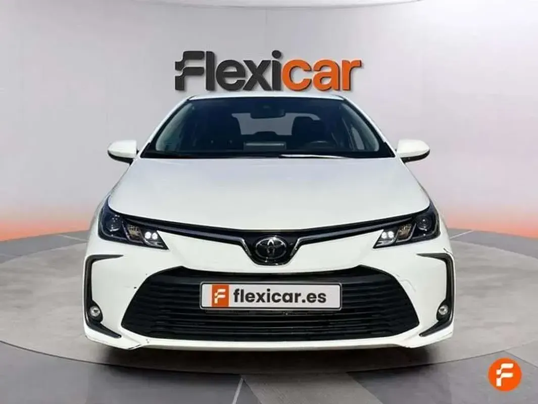 Usado Toyota Corolla Active 140 CV (102 kW) 2022 Blanco Utilitario