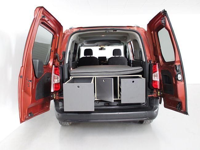 Usado Peugeot Rifter Allure 130 CV (95 kW) 2020 Marrón Monovolumen