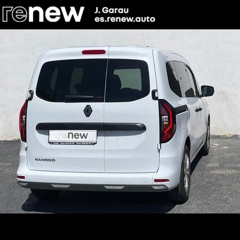 Usado Renault Kangoo 95 CV (69 kW) 2025 Blanco Monovolumen