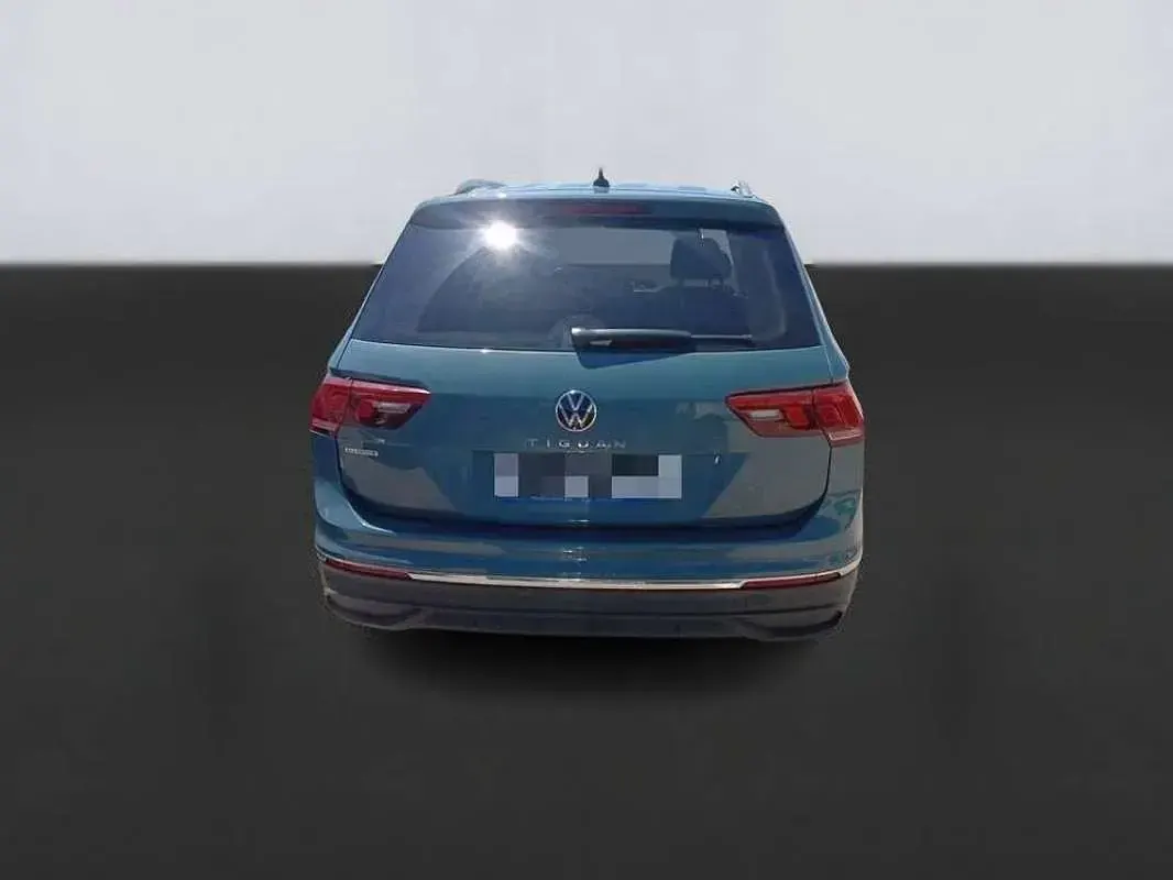Usado VW Tiguan Allspace Life 150 CV (110 kW) 2022 Azul SUV