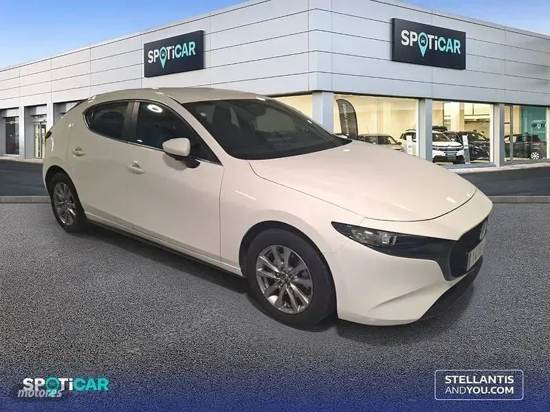 Usado Mazda 3 Prime-Line 140 CV (102 kW) 2025 Blanco Berlina