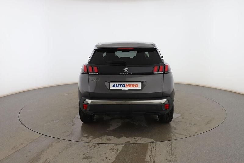 Usado Peugeot 3008 Allure 130 CV (95 kW) 2022 Gris SUV