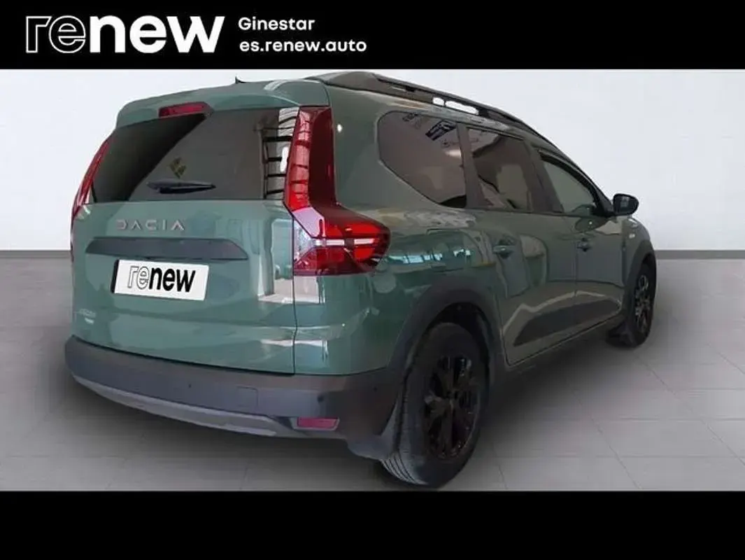 Usado Dacia Jogger Extreme 91 CV (66 kW) 2023 Verde Monovolumen