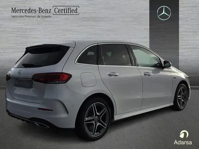 Usado Mercedes B250e 218 CV (160 kW) 2021 Blanco polar Utilitario