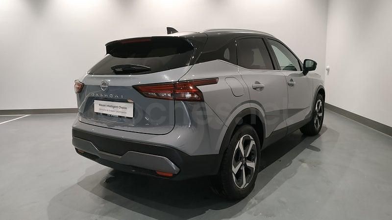 Usado Nissan Qashqai N-Connecta 140 CV (102 kW) 2022 Gris / plata SUV