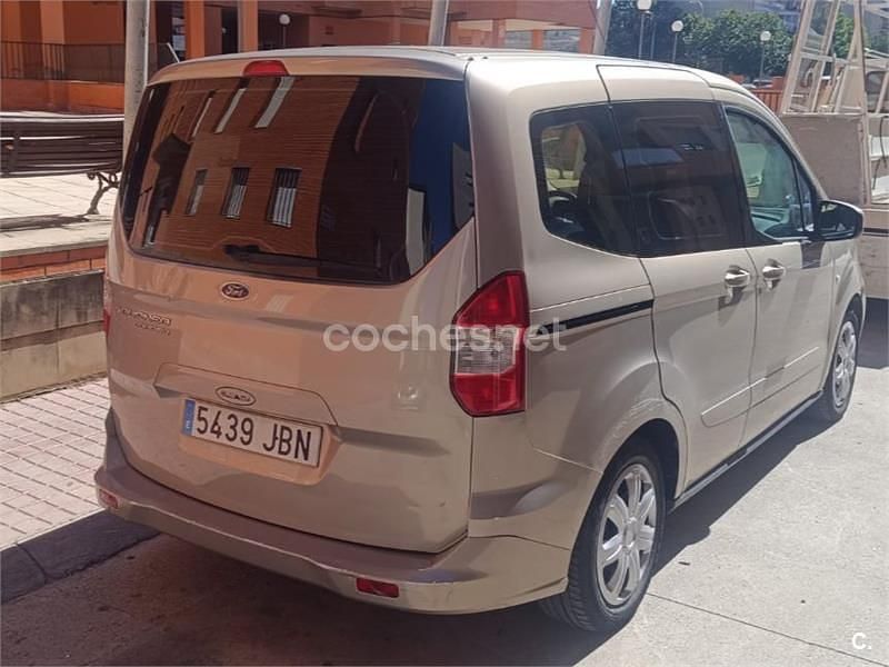Beige Usado 2014 Ford Tourneo Courier Ambiente Monovolumen | 7500 € (Un poco caro) - Imagen 1/4