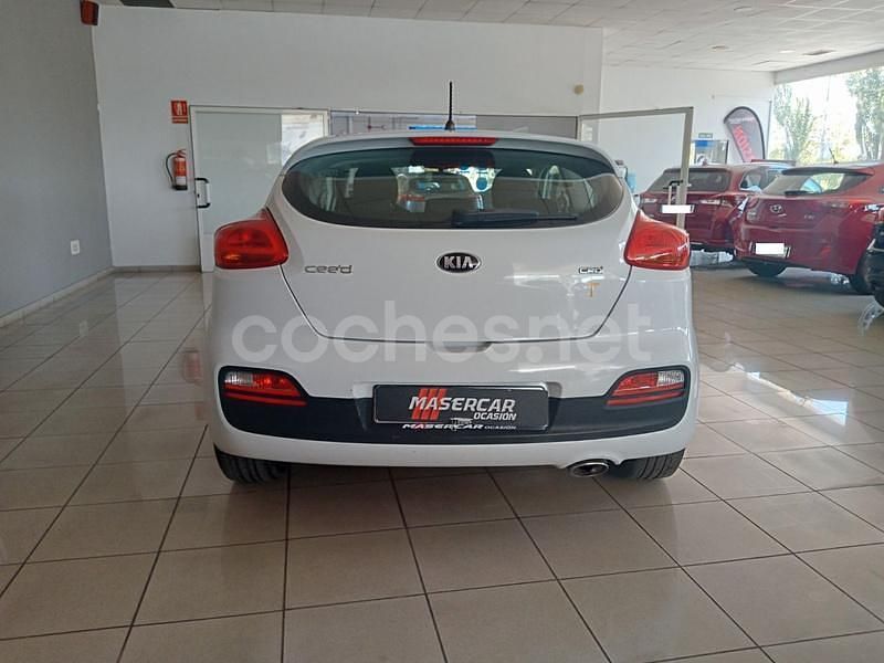 Usado Kia ProCeed 110 CV (80 kW) 2014 Blanco Utilitario