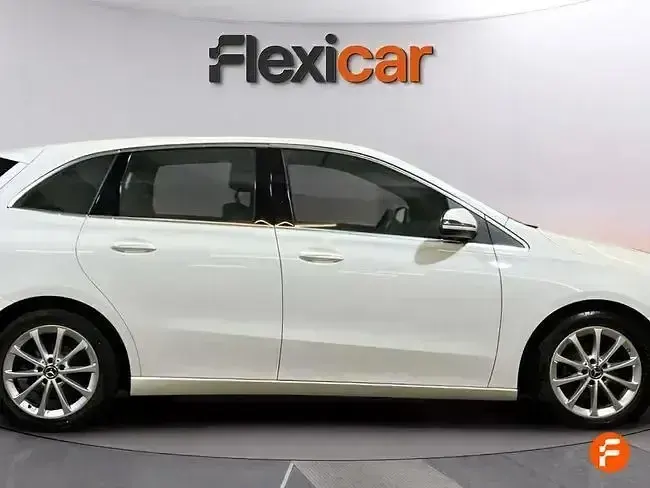 Usado Mercedes B180 116 CV (85 kW) 2020 Blanco Utilitario