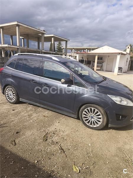 Usado Ford Grand C-Max Titanium 140 CV (102 kW) 2011 Gris / plata Monovolumen