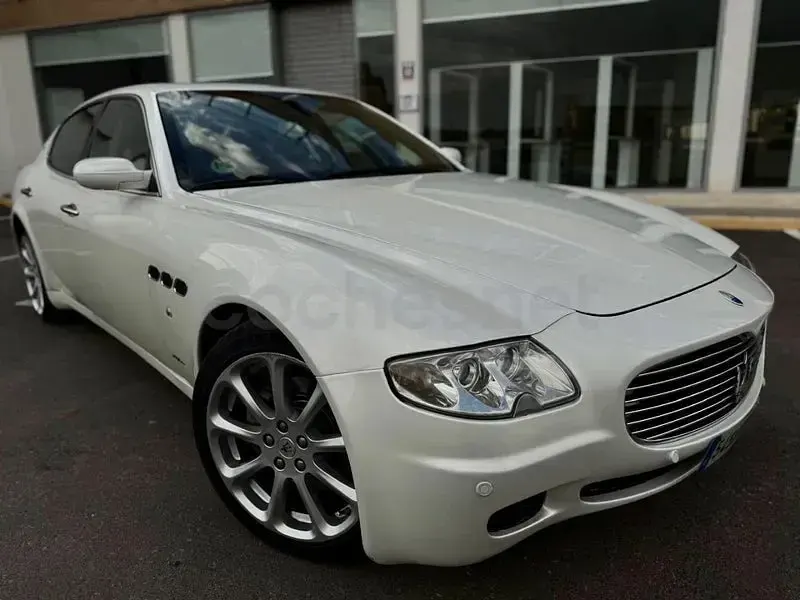 Usado Maserati Quattroporte 400 CV (294 kW) 2006 Blanco Berlina