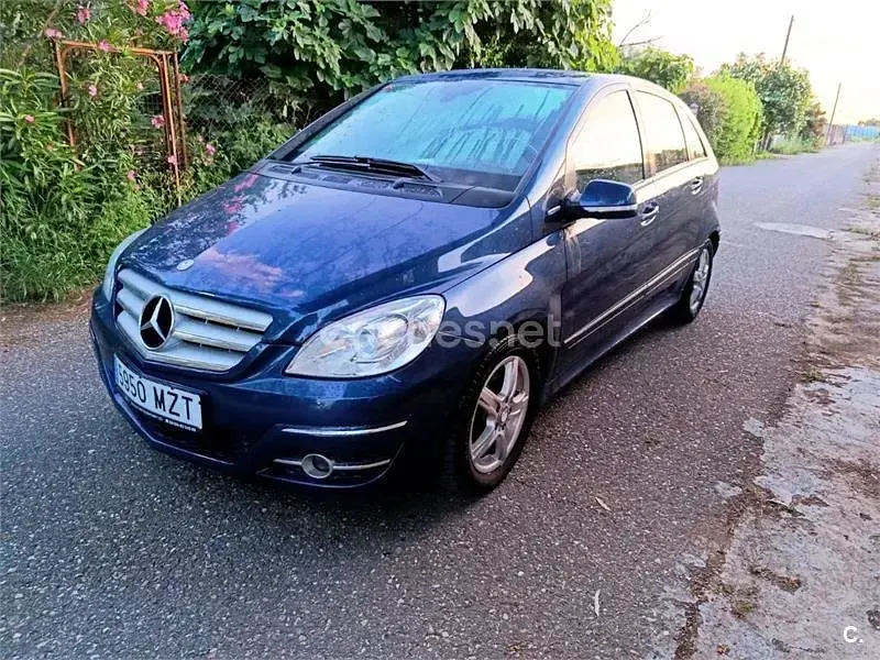 Usado Mercedes B170 116 CV (85 kW) 2009 Azul Monovolumen