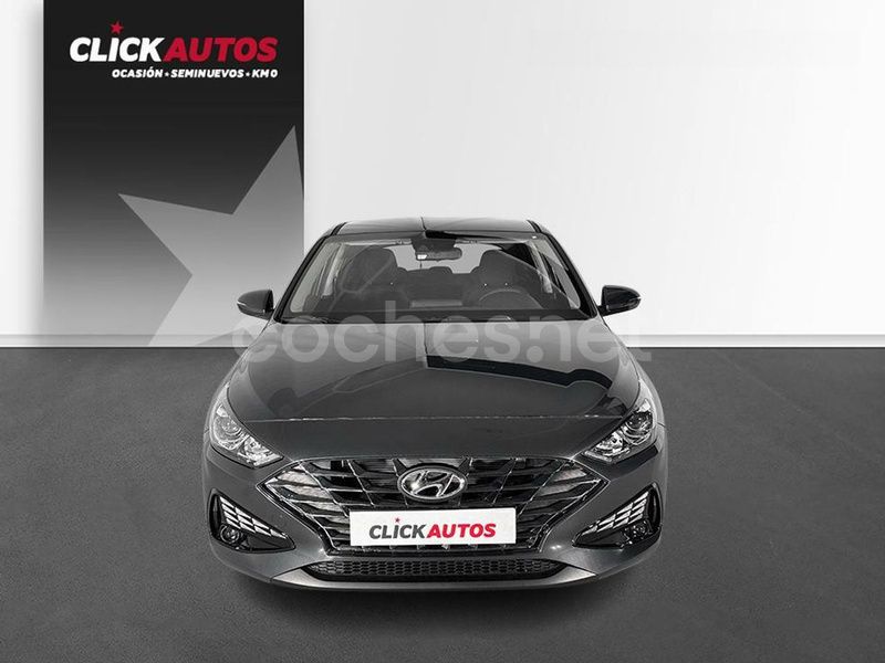 Negro Usado 2024 Hyundai i30 Berlina | 19.350 € (Precio justo) - Imagen 1/3