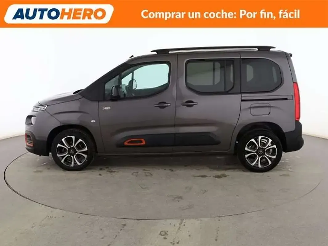 Usado Citroën Berlingo Shine 102 CV (75 kW) 2021 Gris Monovolumen
