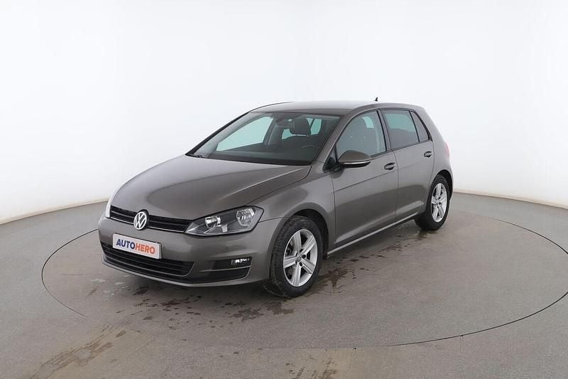 Usado VW Golf VII Advance 122 CV (89 kW) 2015 Gris Utilitario