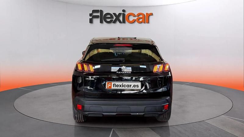 Usado Peugeot 3008 Active 131 CV (96 kW) 2021 Negro SUV