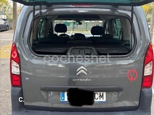 Usado Citroën Berlingo Feel 110 CV (80 kW) 2018 Gris / plata Monovolumen
