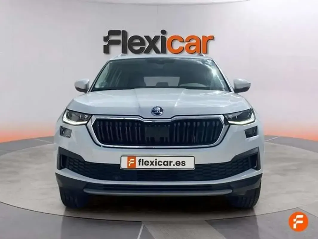Usado Skoda Kodiaq Ambition 150 CV (110 kW) 2024 Blanco SUV