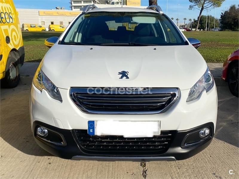 Usado Peugeot 2008 Style 100 CV (73 kW) 2016 Blanco SUV