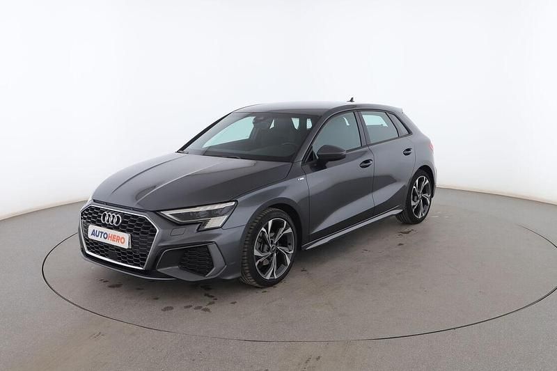 Gris Usado 2022 Audi A3 S-Line Utilitario | 33.099 € (Caro) - Imagen 1/3