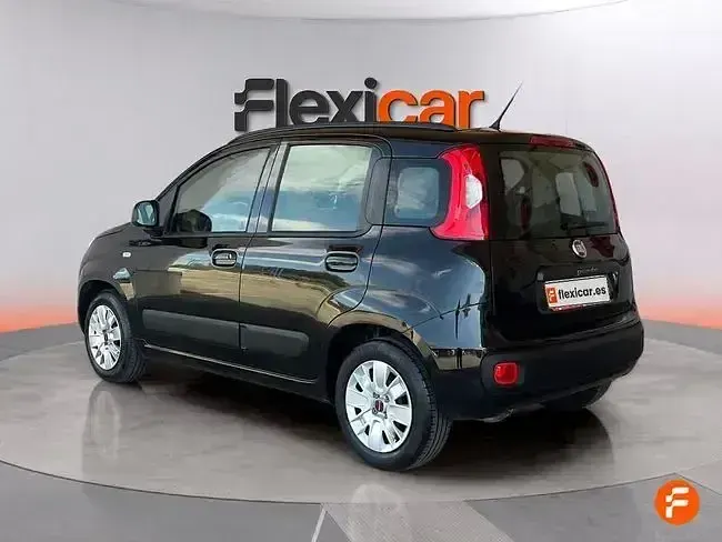 Usado Fiat Panda Easy 69 CV (50 kW) 2018 Negro Utilitario