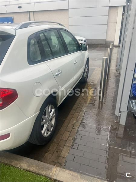 Usado Renault Koleos Dynamique 150 CV (110 kW) 2011 Blanco SUV