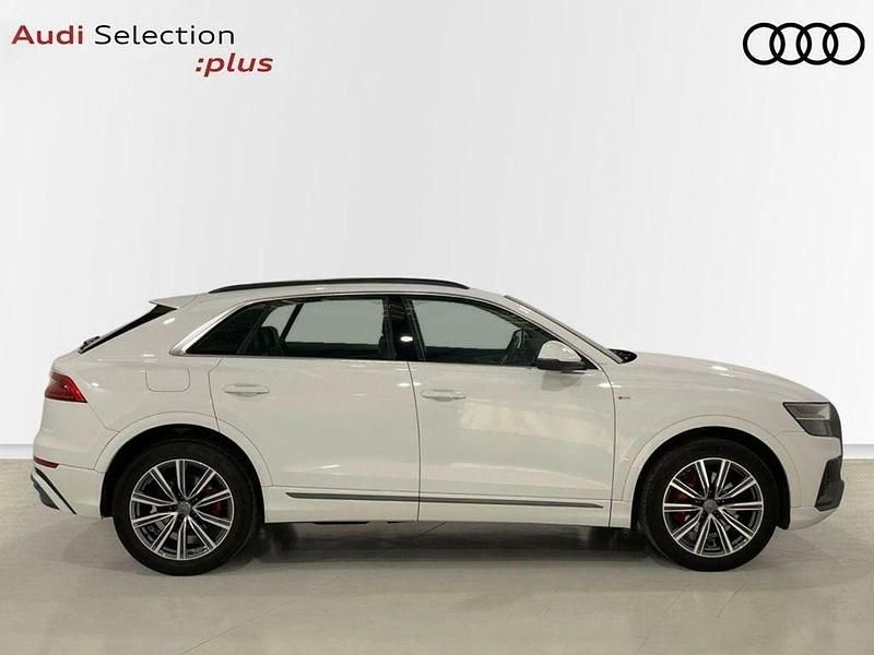 Usado Audi Q8 S-Line 286 CV (210 kW) 2020 Blanco SUV