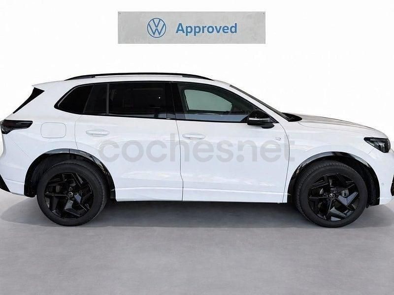 Usado VW Tiguan R-line 204 CV (150 kW) 2025 Blanco SUV