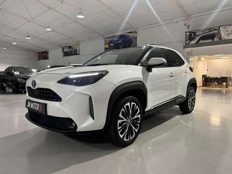 Usado Toyota Yaris Cross Style 116 CV (85 kW) 2023 Blanco SUV