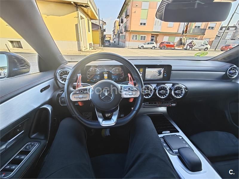 Usado Mercedes CLA200 156 CV (114 kW) 2019 Azul Berlina
