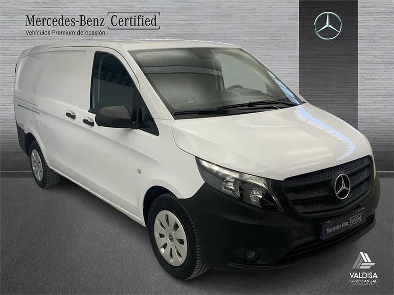 Usado Mercedes Vito 102 CV (75 kW) 2023 Blanco Van