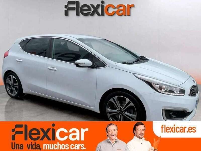 Blanco Usado 2017 Kia Ceed GT GT-Line Berlina | 11.490 € (Precio justo) - Imagen 1/4