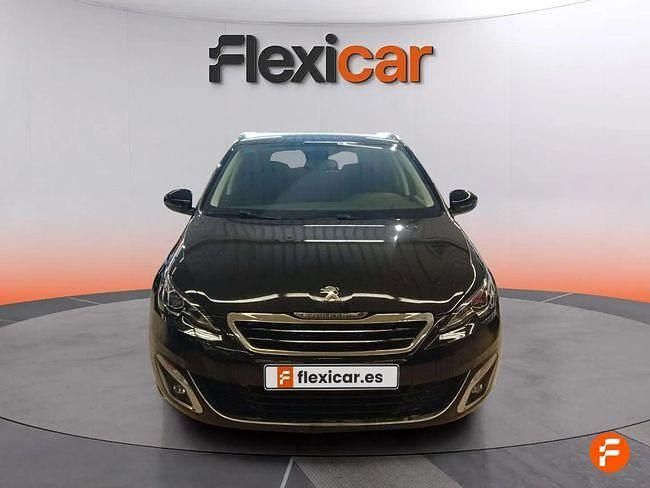 Usado Peugeot 308 SW Allure 130 CV (95 kW) 2017 Negro Familiar