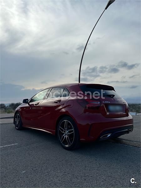 Usado Mercedes A200 AMG line 136 CV (100 kW) 2017 Rojo Berlina