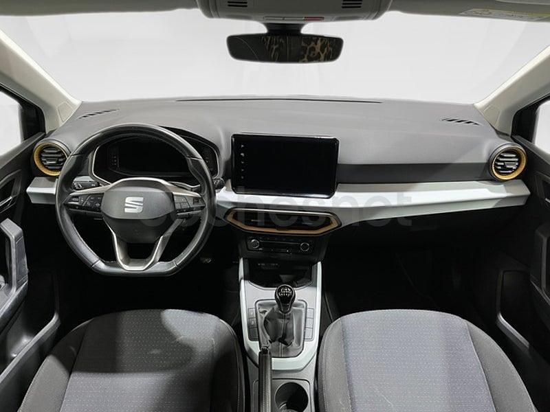 Usado Seat Arona Style Plus 110 CV (80 kW) 2022 Azul SUV