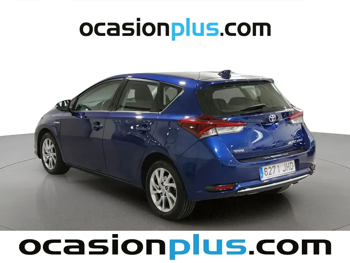 Usado Toyota Auris Active 136 CV (100 kW) 2015 Azul