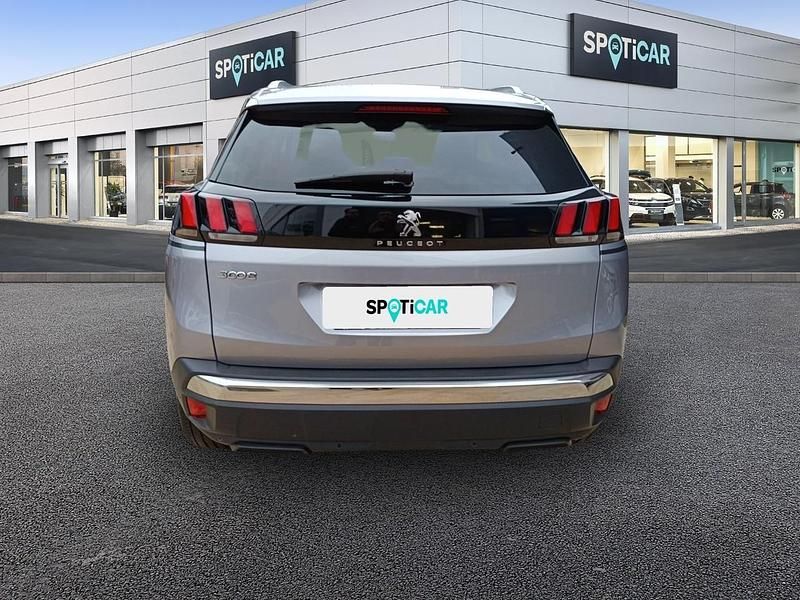 Usado Peugeot 3008 Allure 130 CV (95 kW) 2020 Gris SUV
