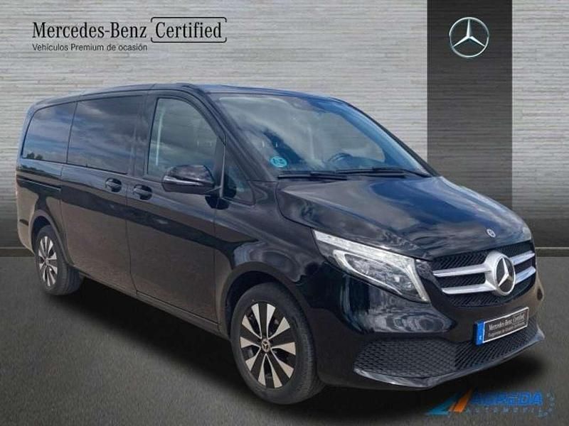 Usado Mercedes V250 190 CV (139 kW) 2023 Negro Monovolumen