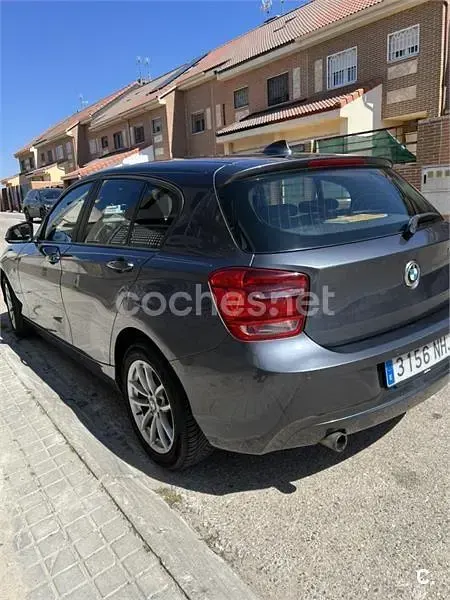 Usado BMW 118 143 CV (105 kW) 2013 Gris / plata Utilitario