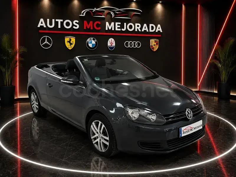 Usado VW Golf Cabriolet 105 CV (77 kW) 2013 Gris / plata Descapotable
