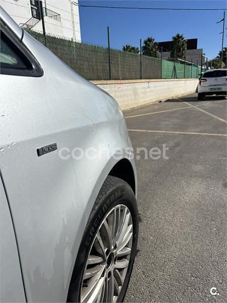 Gris / plata Usado 2014 VW Touran Edition Monovolumen | 10.000 € (Un poco caro) - Imagen 1/4